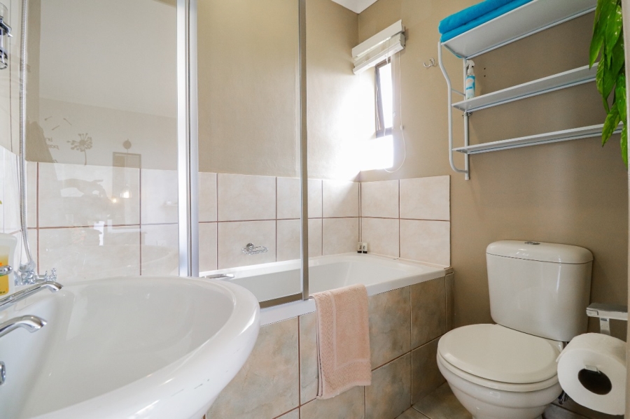10 Bedroom Property for Sale in Dana Bay Western Cape